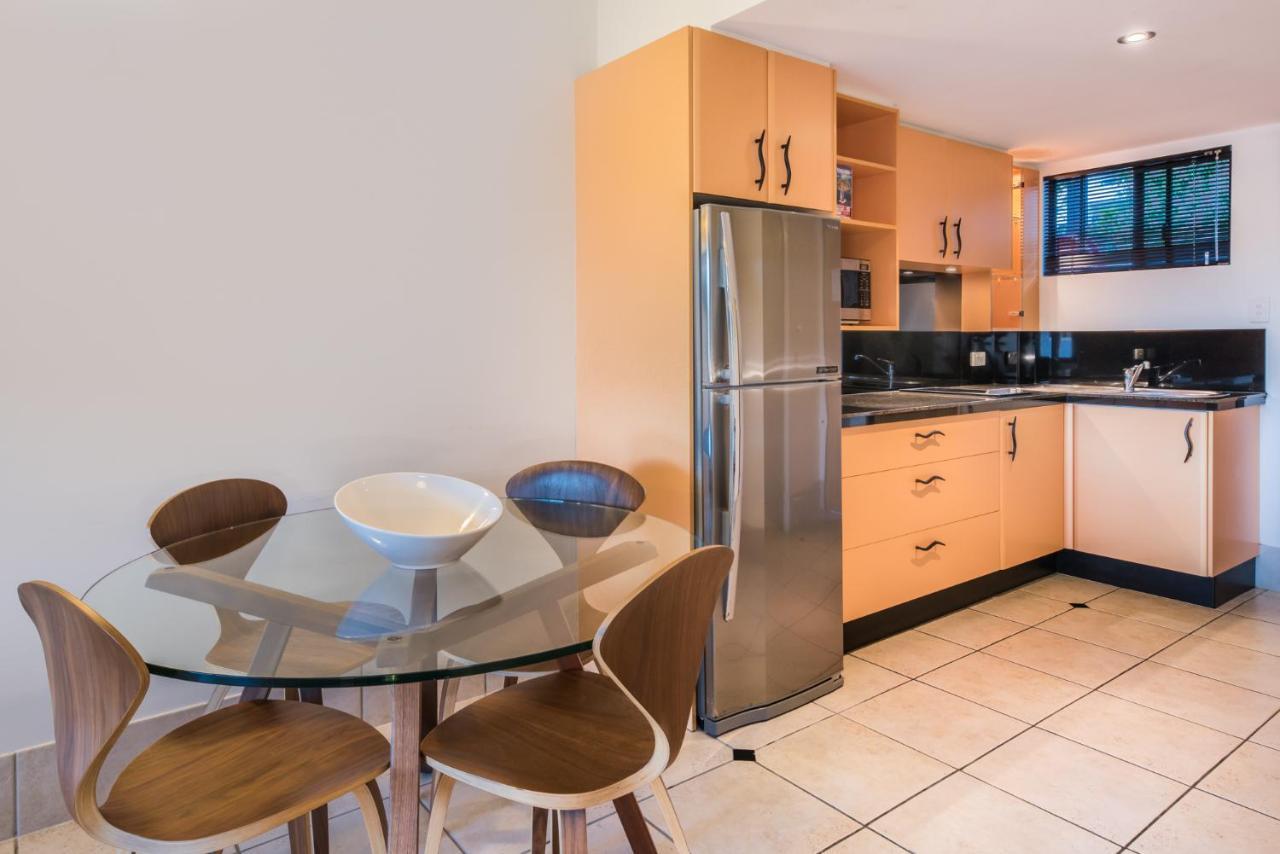 At Waterfront Whitsunday Retreat - Adults Only Aparthotel Еърли Бийч Екстериор снимка