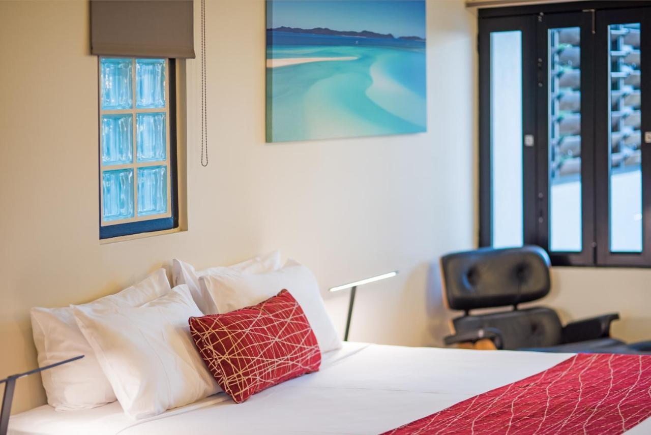 At Waterfront Whitsunday Retreat - Adults Only Aparthotel Еърли Бийч Екстериор снимка