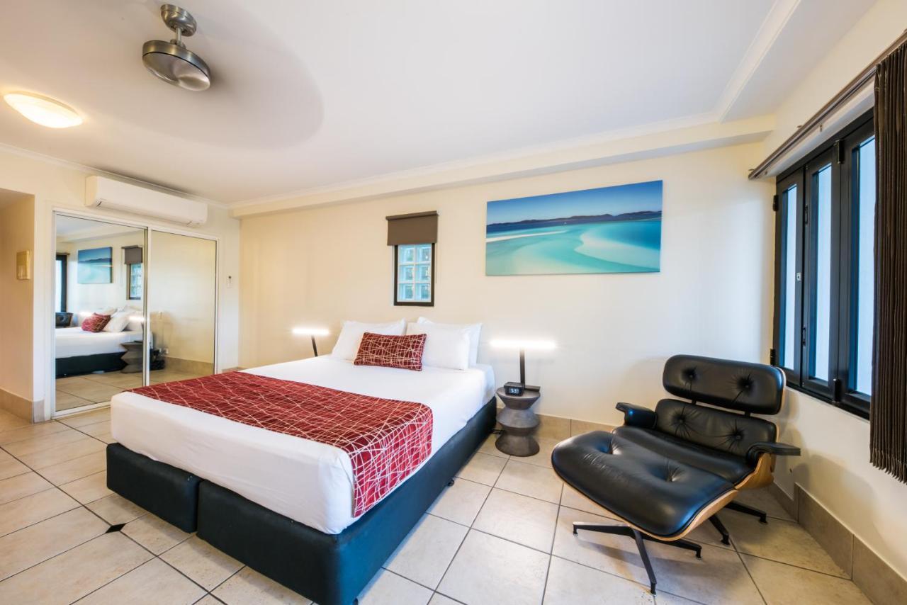 At Waterfront Whitsunday Retreat - Adults Only Aparthotel Еърли Бийч Екстериор снимка