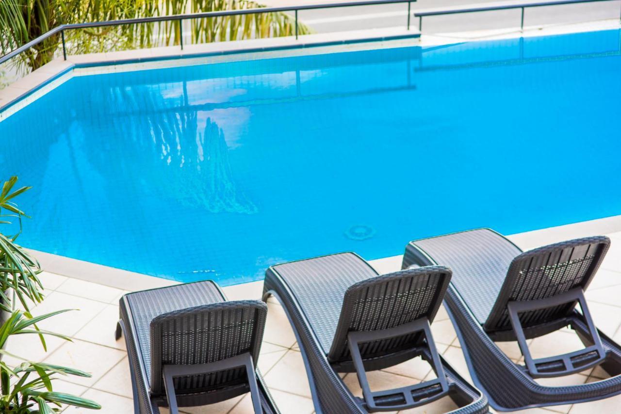 At Waterfront Whitsunday Retreat - Adults Only Aparthotel Еърли Бийч Екстериор снимка