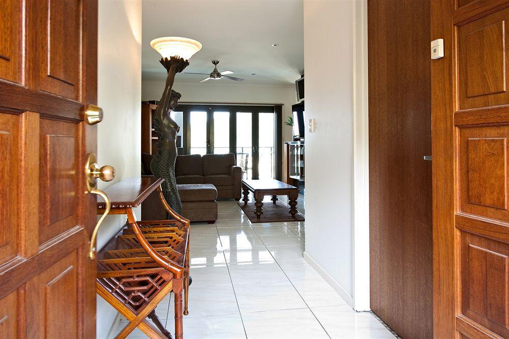 At Waterfront Whitsunday Retreat - Adults Only Aparthotel Еърли Бийч Екстериор снимка